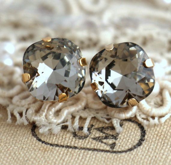 Vintage Grey Zirconia Earrings